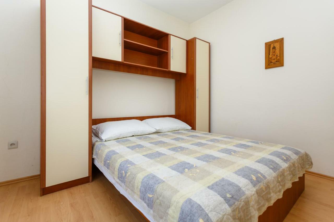 Apartman Jezevac Veglia Exterior foto