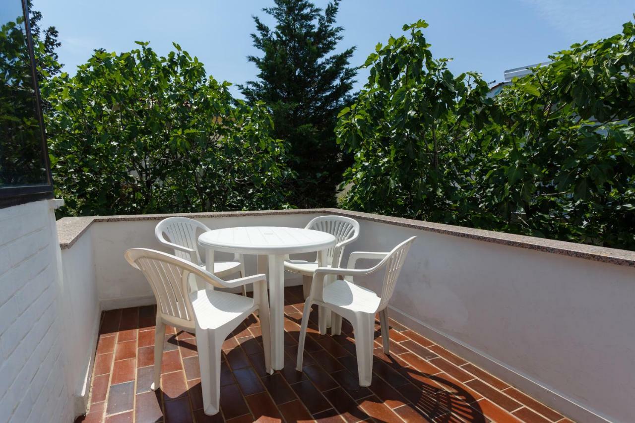 Apartman Jezevac Veglia Exterior foto