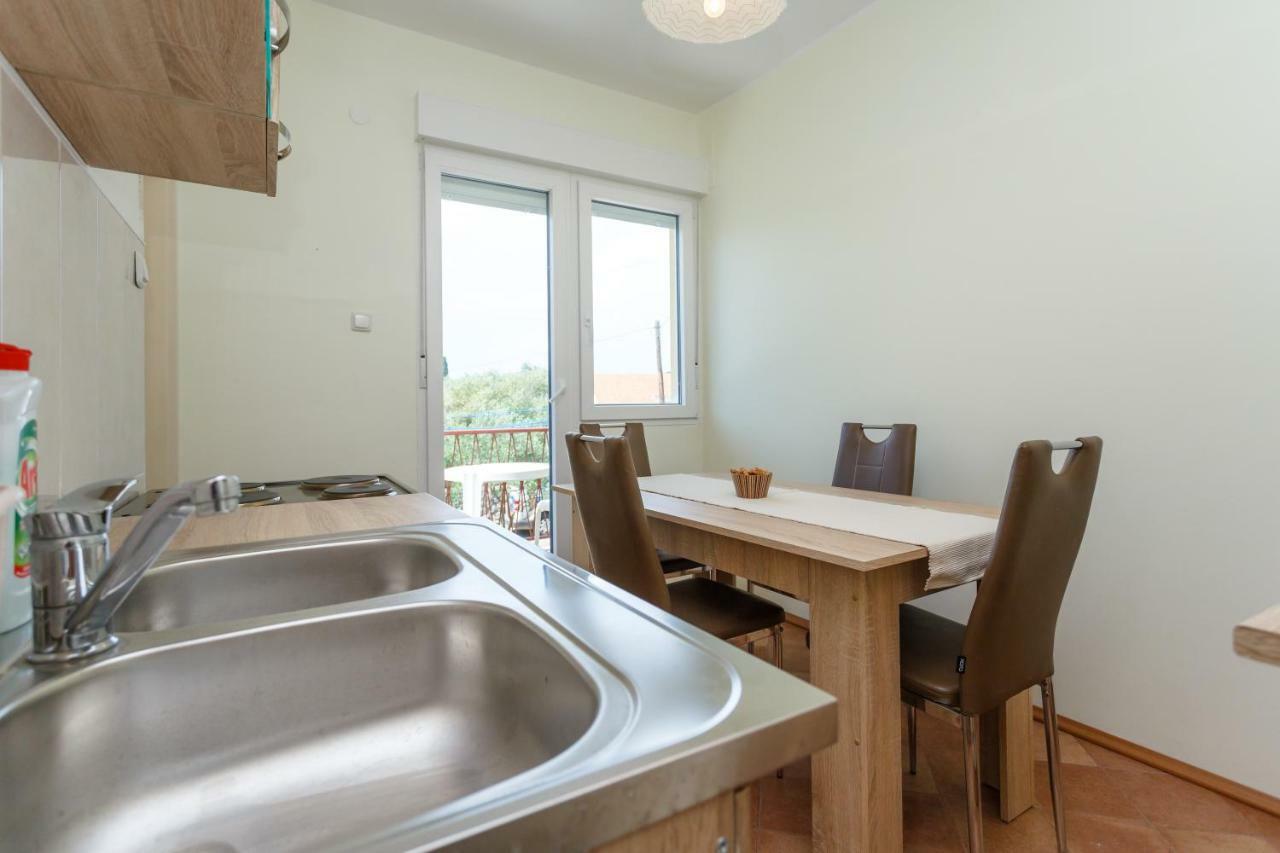 Apartman Jezevac Veglia Exterior foto