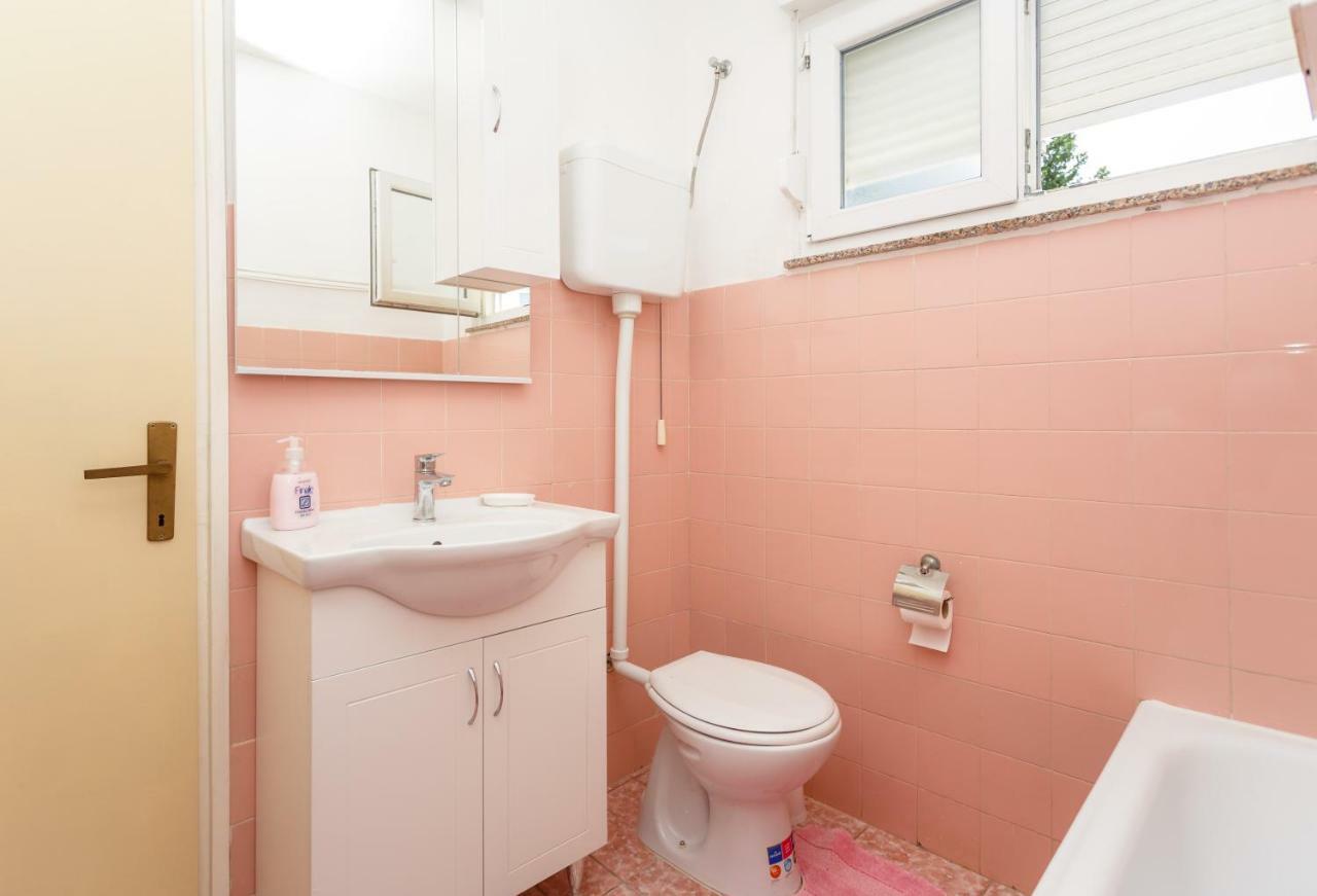 Apartman Jezevac Veglia Exterior foto