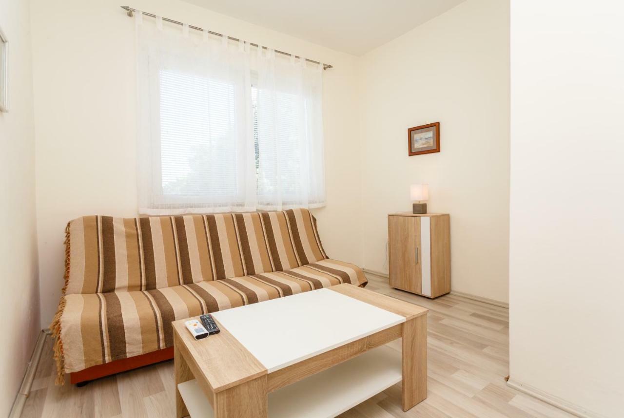 Apartman Jezevac Veglia Exterior foto