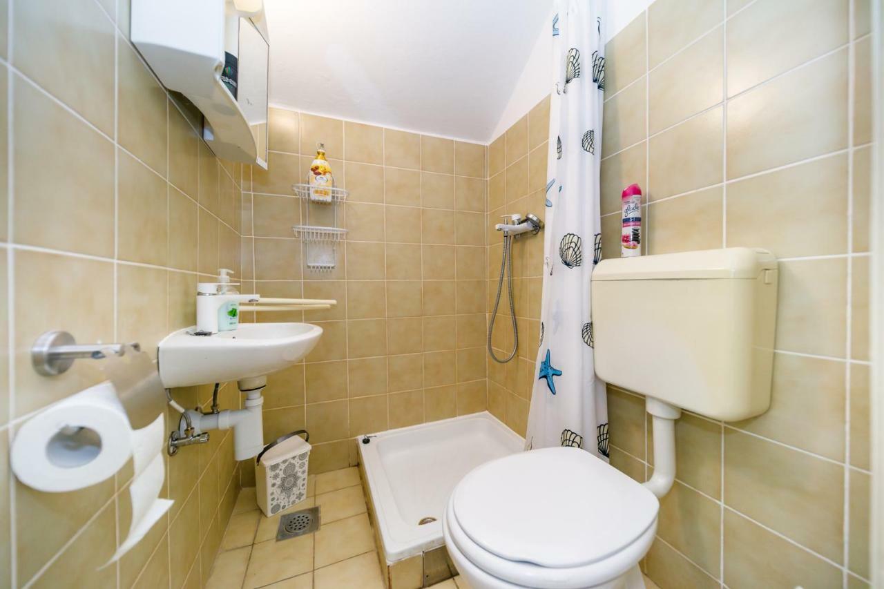 Apartman Jezevac Veglia Exterior foto